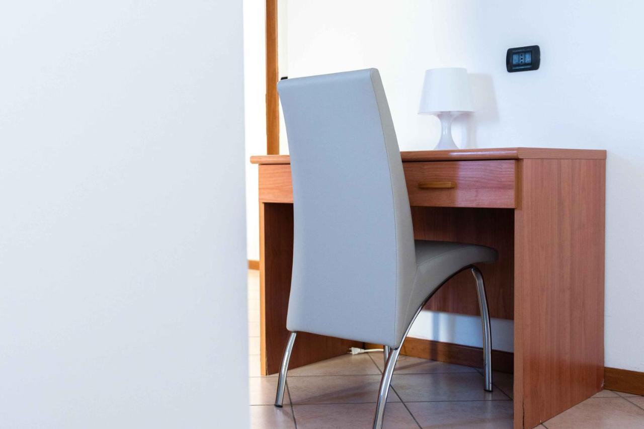 Wayco Rooms Lipomo Εξωτερικό φωτογραφία